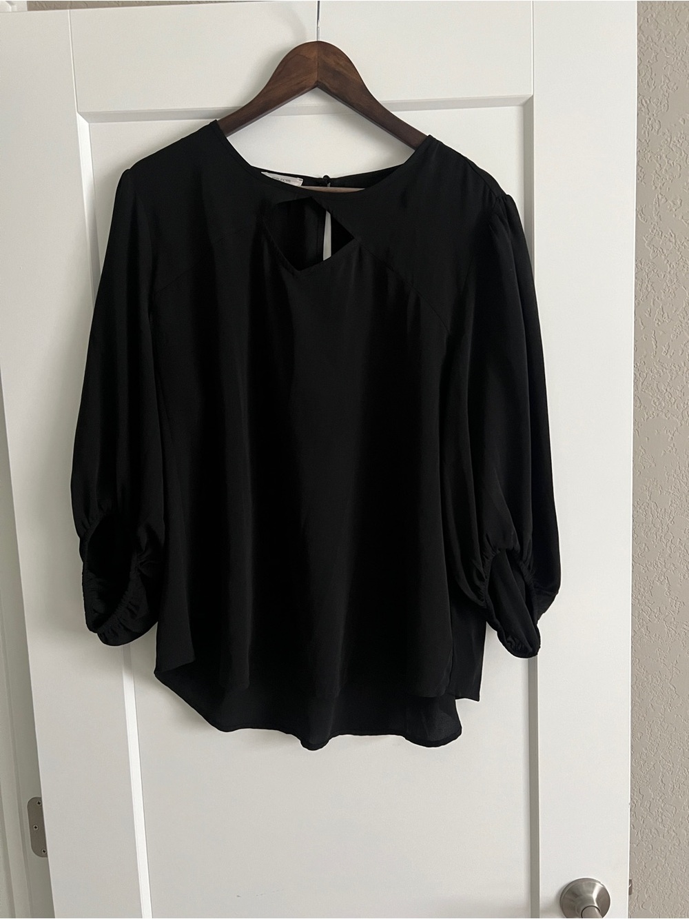 Maurices Black Keyhole Puff-Sleeve Blouse